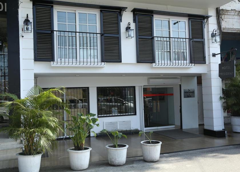 Uttarakhand Dehradun Hotel Exterior