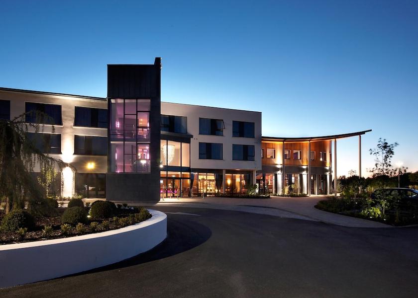  Athlone Front of property - evening/night