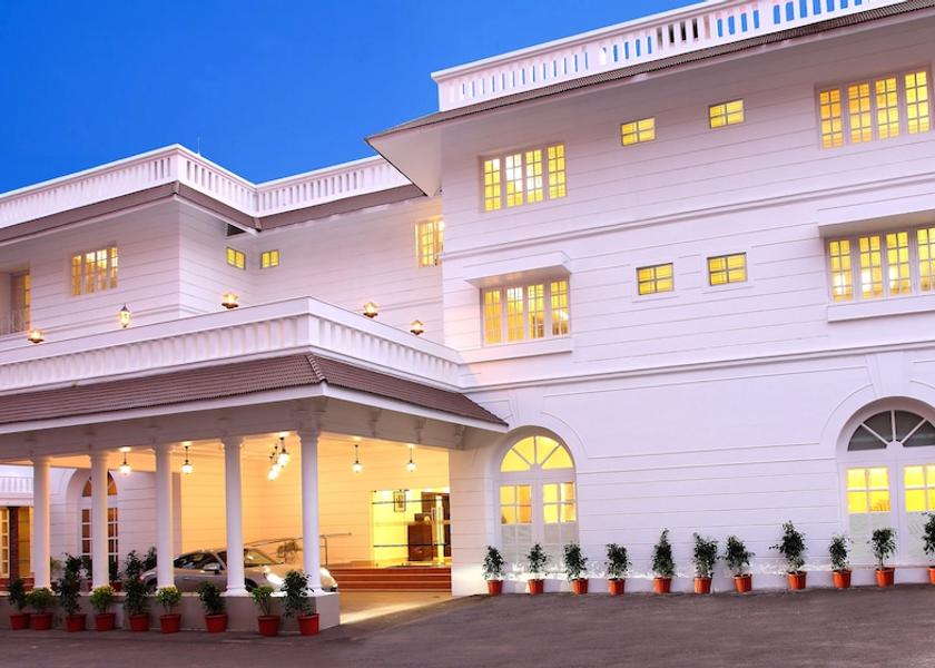 Kerala Thrissur Front of property