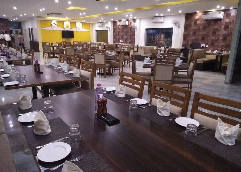 Madhya Pradesh Satna Food & Dining