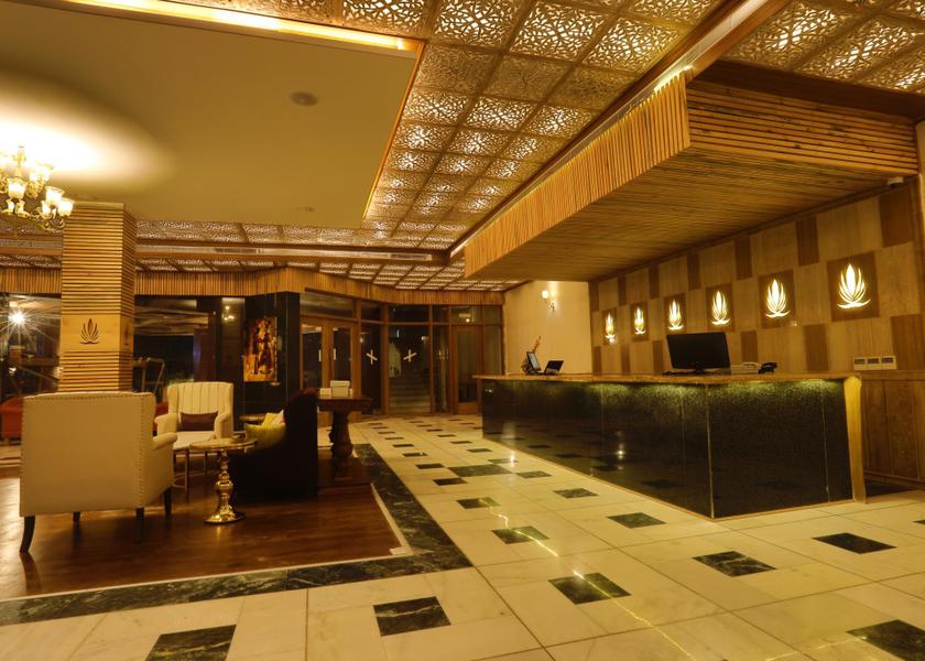 Uttarakhand Rishikesh Lobby