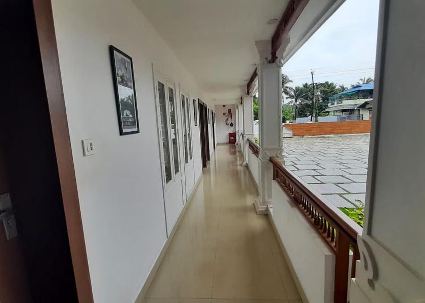 Kerala Thrissur Public Areas
