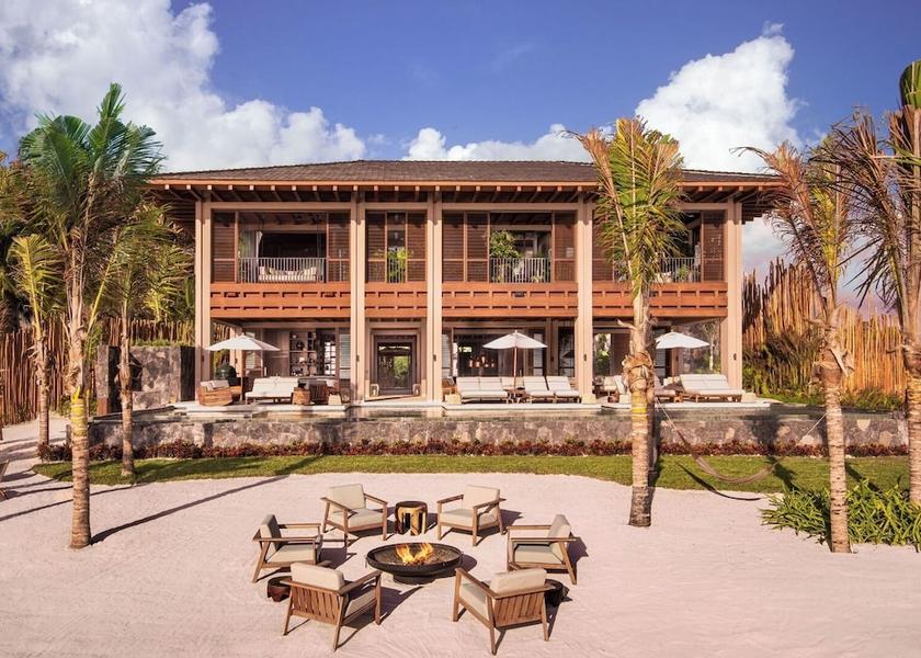 Quintana Roo Playa del Carmen Front of property