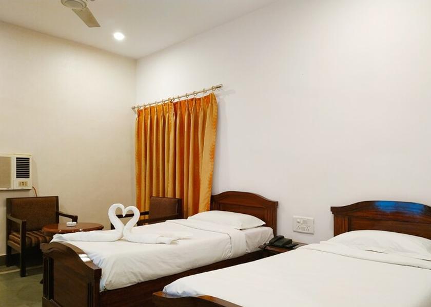 Madhya Pradesh Katni Delux Room