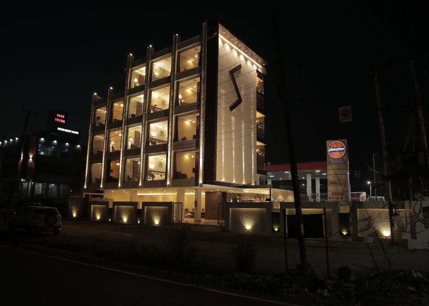 Uttarakhand Dehradun Hotel Exterior