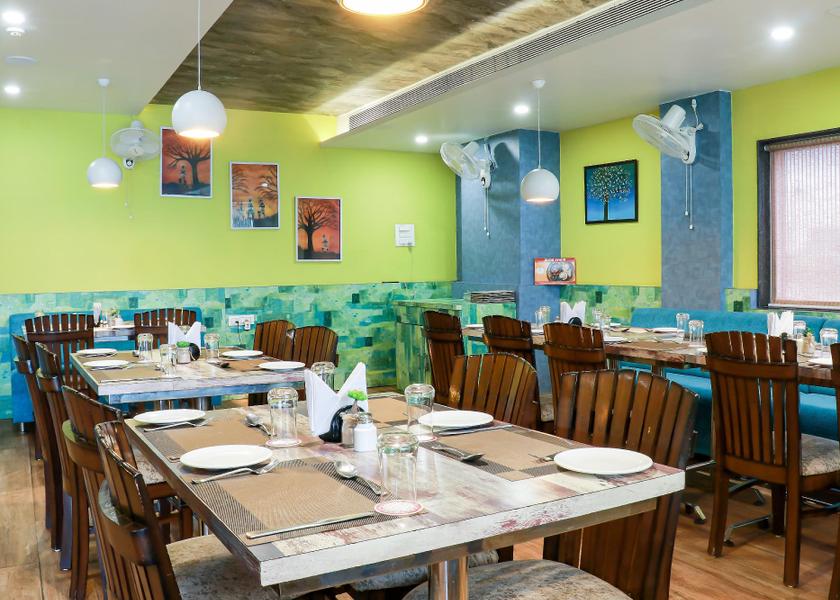 Madhya Pradesh Bhopal Food & Dining