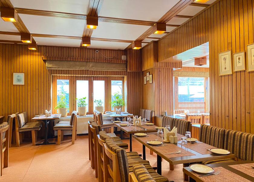Jammu and Kashmir Pahalgam Food & Dining