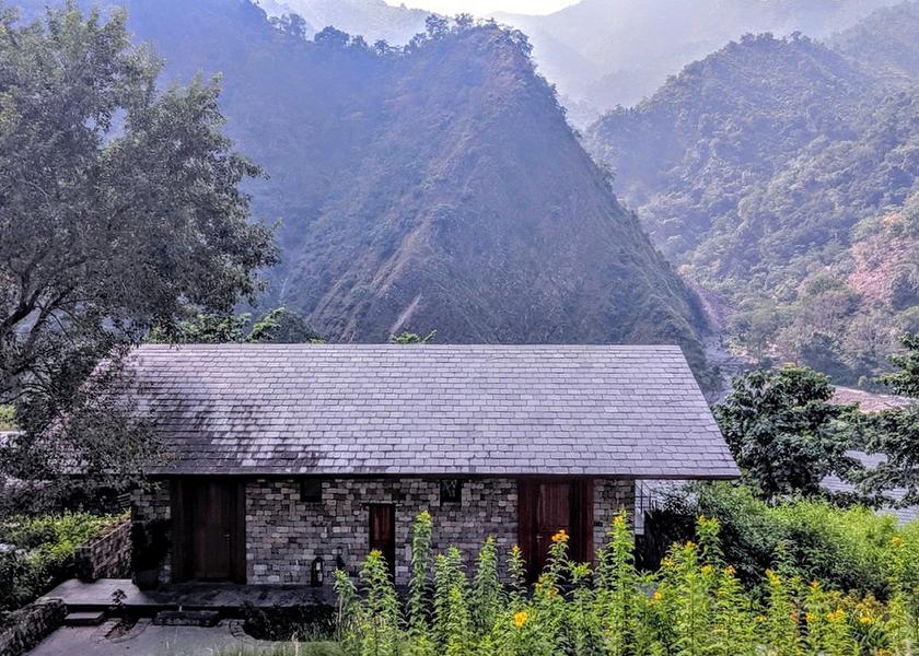 Uttarakhand Rishikesh Hotel Exterior