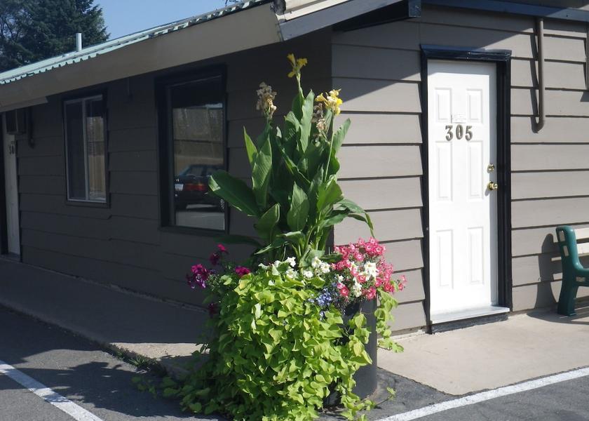 British Columbia Kelowna Exterior