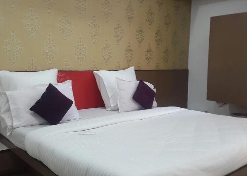 Gujarat Gandhinagar Deluxe Room