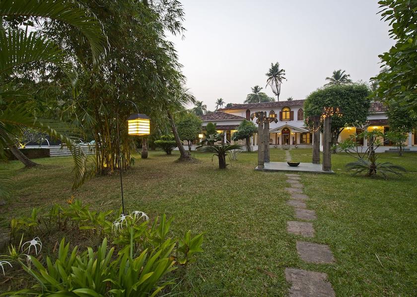 Kerala Alleppey Interior Entrance