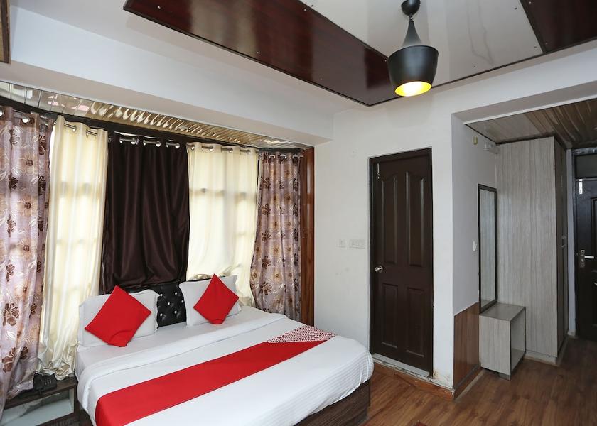 Himachal Pradesh Narkanda Room