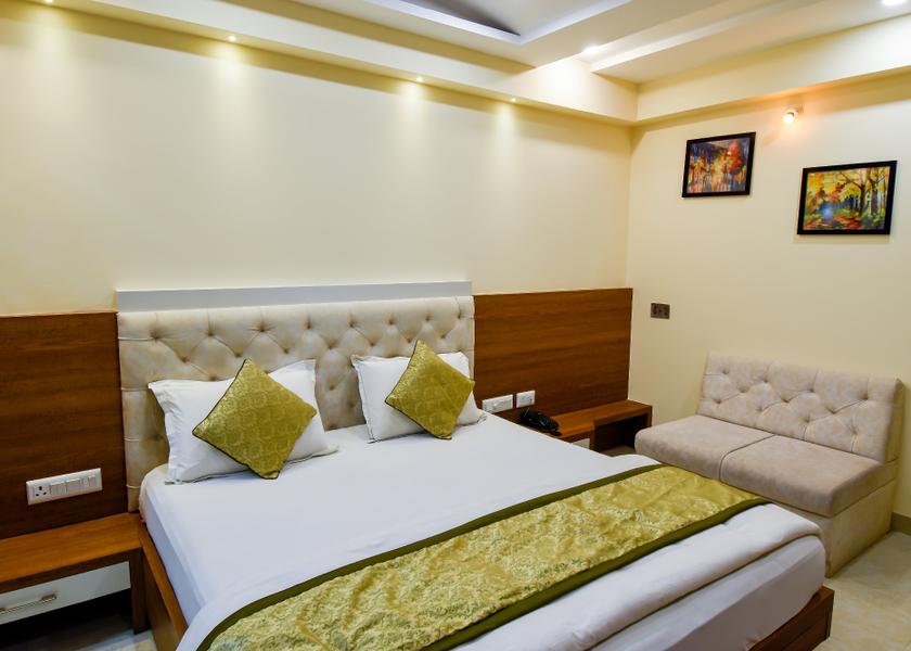 Madhya Pradesh Gwalior LUXURY CLASS