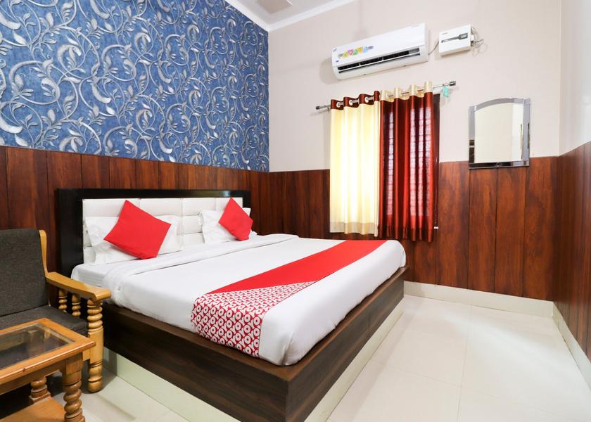 Uttarakhand Roorkee Room
