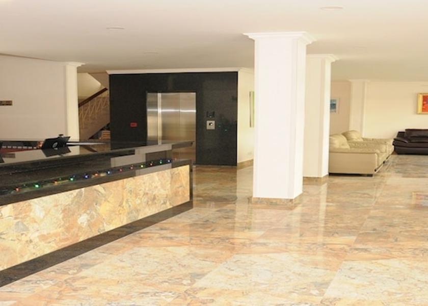 Andhra Pradesh Puttaparthi Lobby