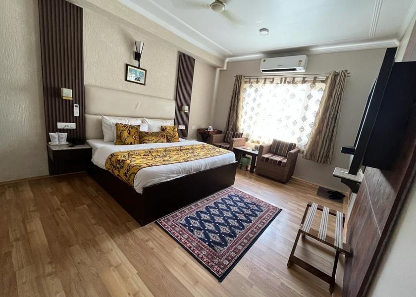 Jammu and Kashmir Srinagar Deluxe Room Free WiFi