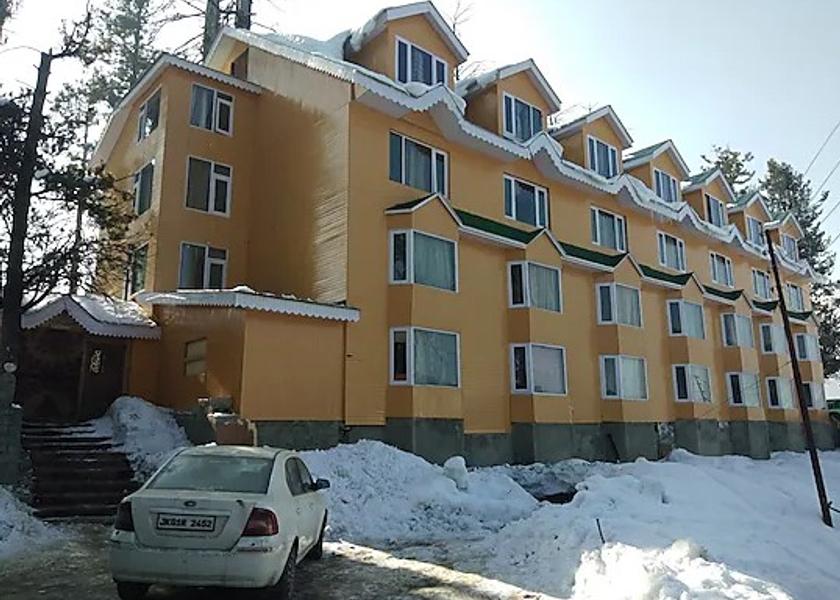Jammu and Kashmir Gulmarg Hotel Exterior