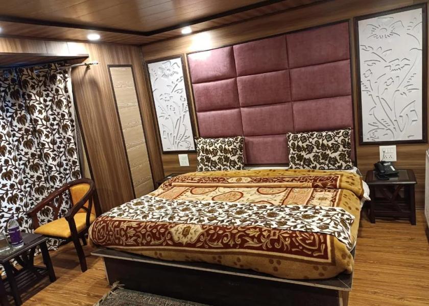 Jammu and Kashmir Gulmarg Double Room