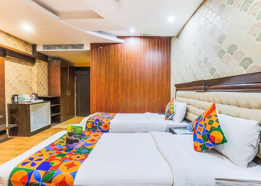 Uttarakhand Dehradun Room