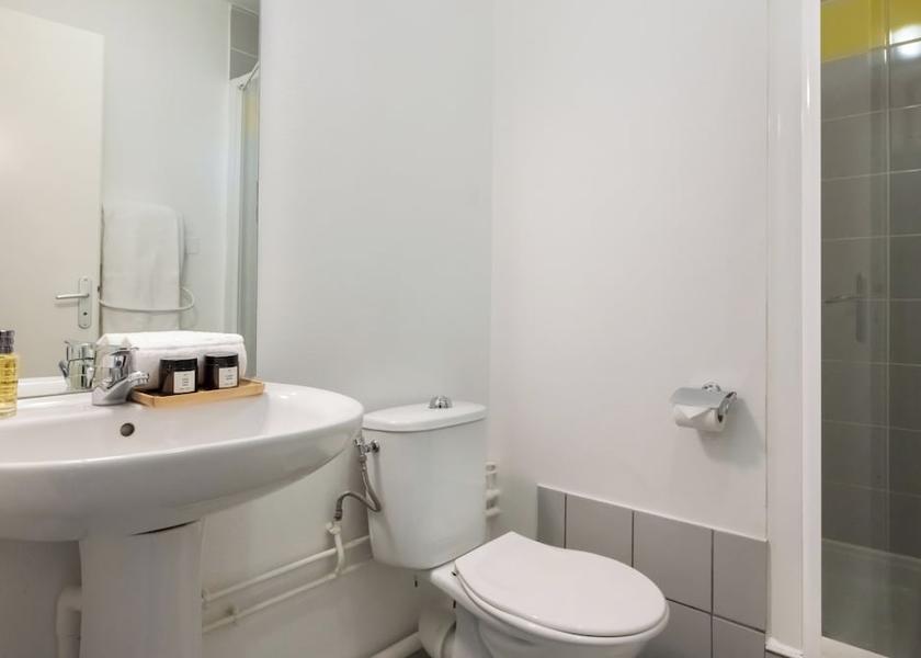 Occitanie Toulouse Bathroom