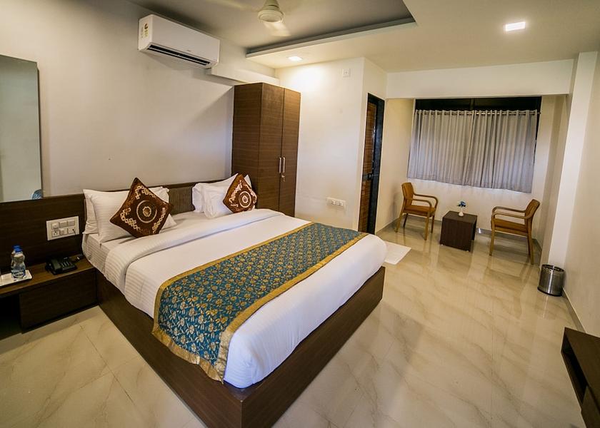 Maharashtra Vadgaon Room