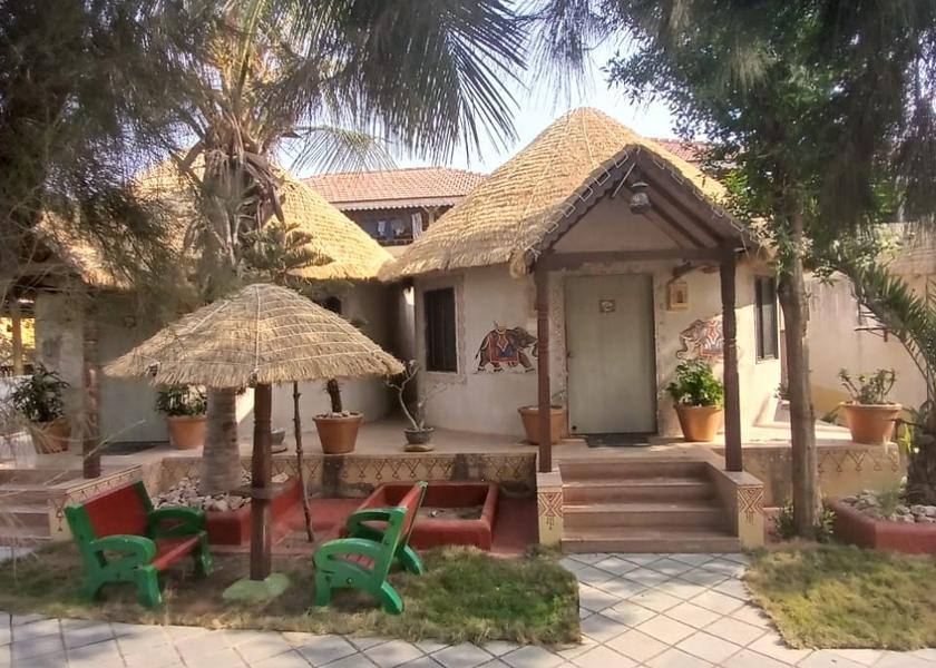 Gujarat Mandvi Hotel Exterior