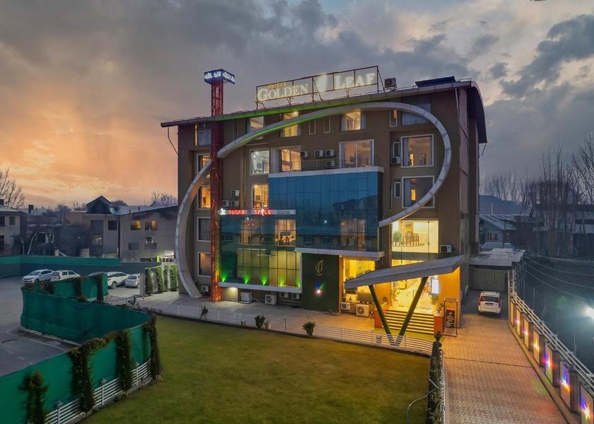 Jammu and Kashmir Srinagar Hotel Exterior