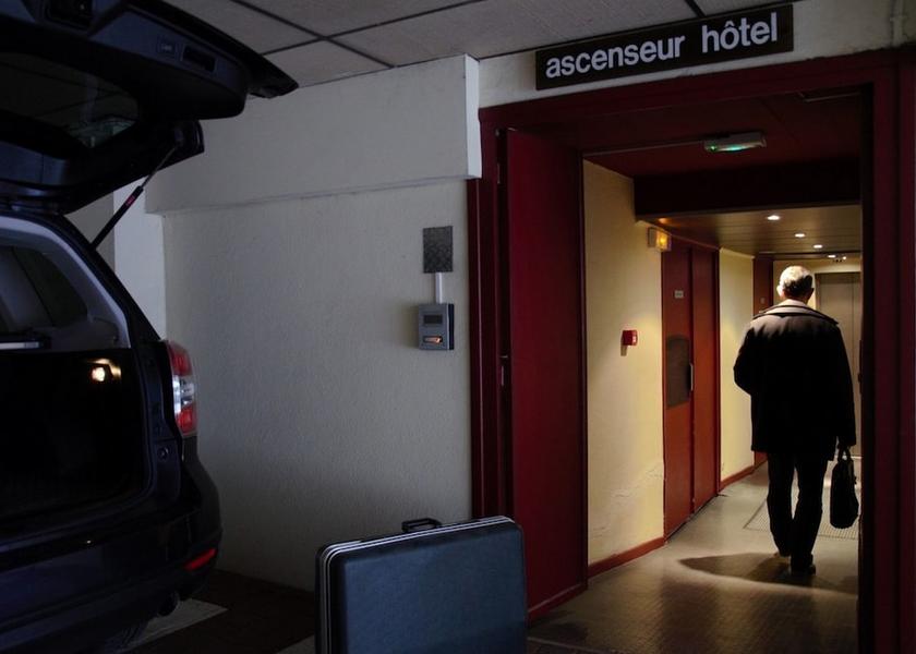 Auvergne-Rhone-Alpes Saint-Etienne Exterior Detail