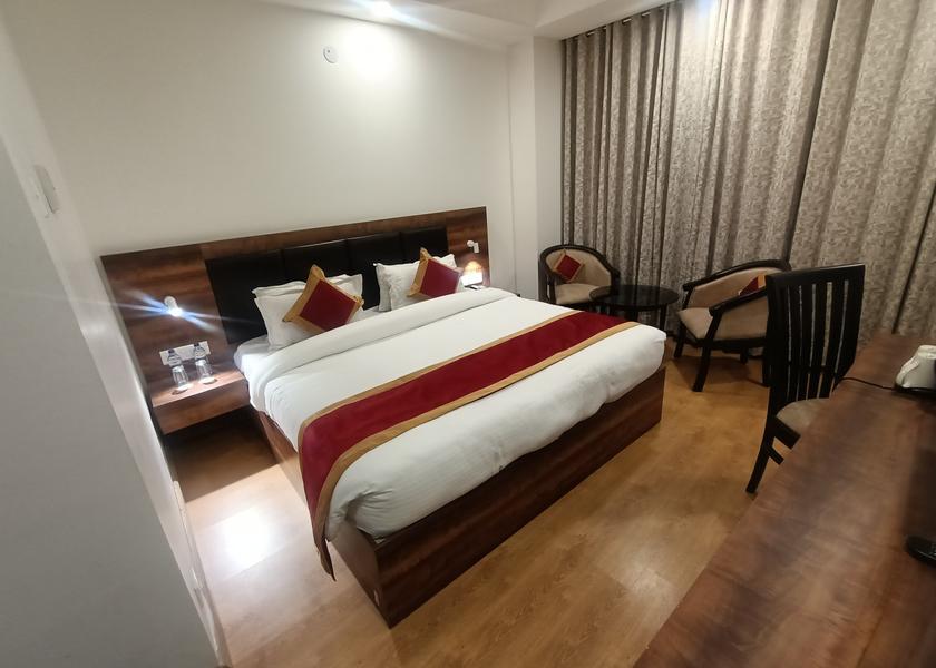 Jammu and Kashmir Jammu Premium AC room with Double Bed
