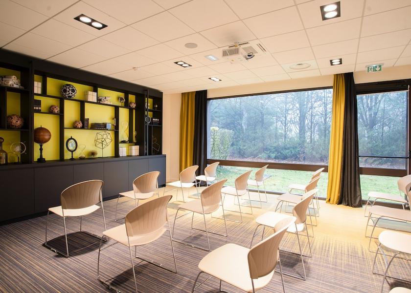 Auvergne-Rhône-Alpes Ferney-Voltaire Exterior