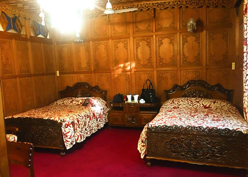 Jammu and Kashmir Srinagar 1025