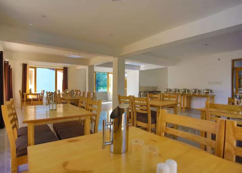 Jammu and Kashmir Sonamarg Dining Area