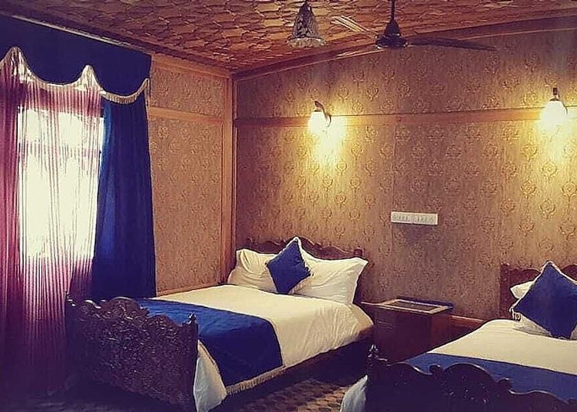 Jammu and Kashmir Srinagar Room