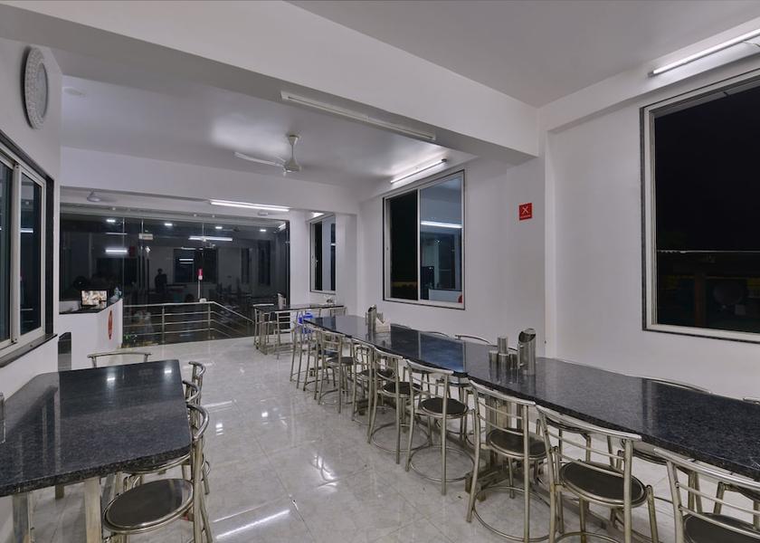 Maharashtra Nashik Restaurant