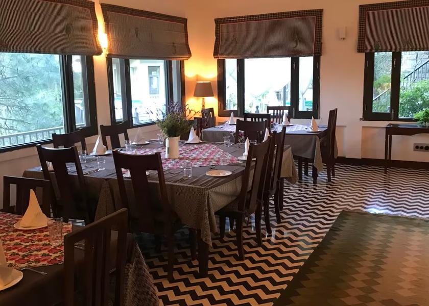 Himachal Pradesh Kasauli Food & Dining