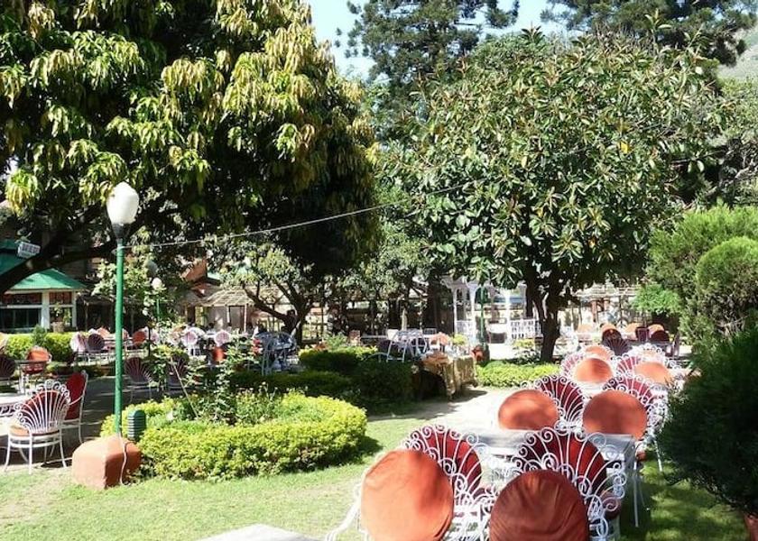 Himachal Pradesh Mandi dinning in garden
