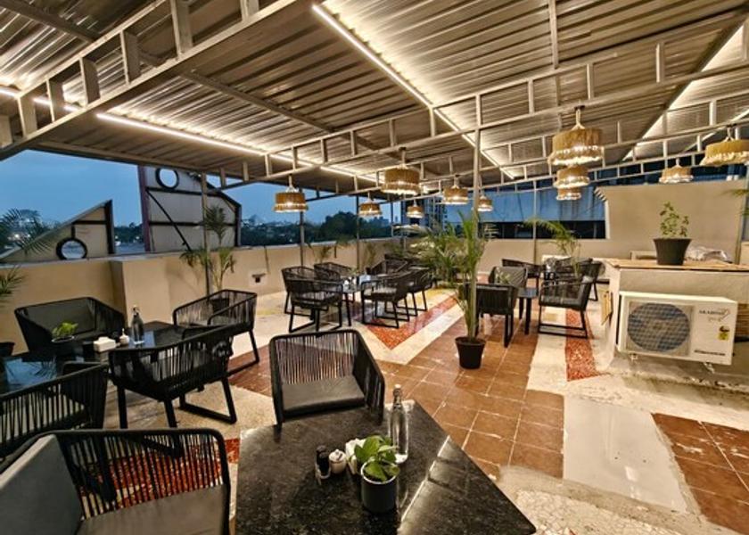 Gujarat Rajkot Food & Dining