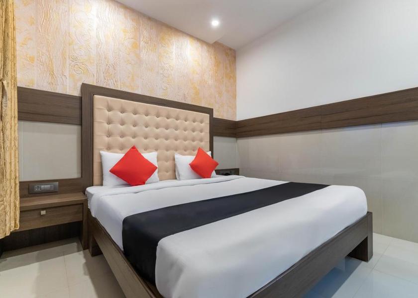 Karnataka Mangalore Classic Room