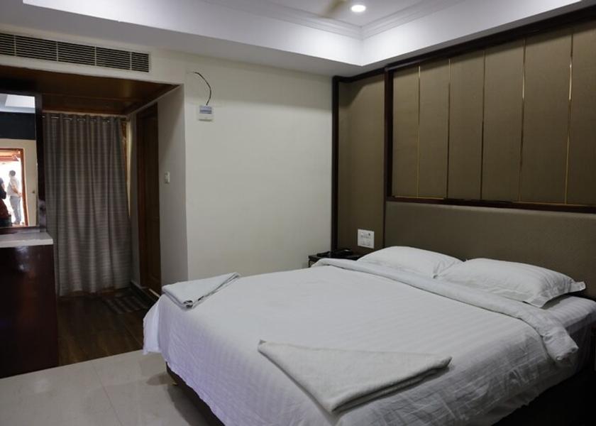 Andhra Pradesh Kurnool Deluxe A/c