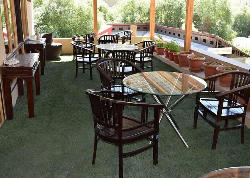 Ladakh Kargil Food & Dining