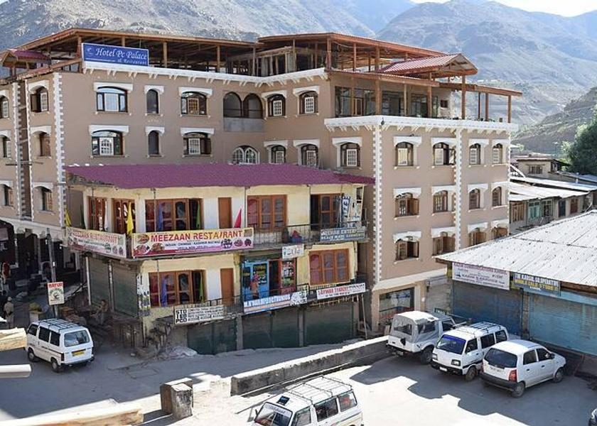 Ladakh Kargil Hotel Exterior