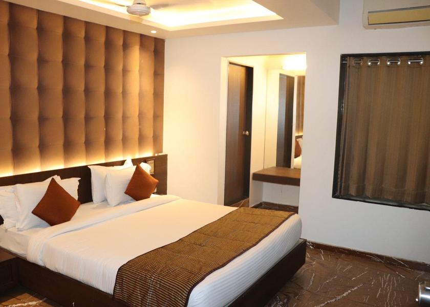 Gujarat Rajkot Cozy Room