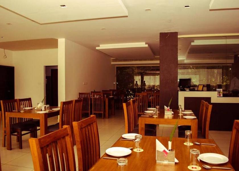 Kerala Thiruvananthapuram Food & Dining