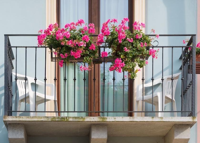 Piedmont Alice Bel Colle Facade