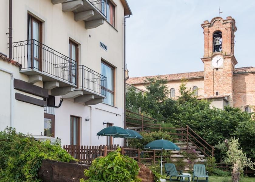 Piedmont Alice Bel Colle Exterior Detail