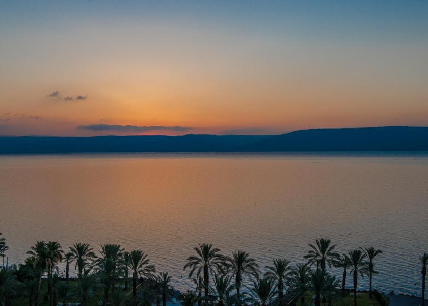  Tiberias Studio for 2 Adults and 1 Child