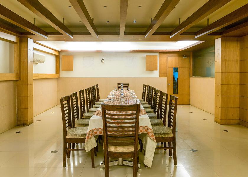 Tamil Nadu Nemili Food & Dining