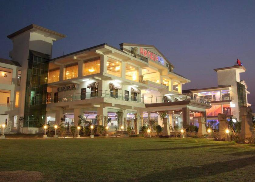 Uttar Pradesh Moradabad Hotel Exterior