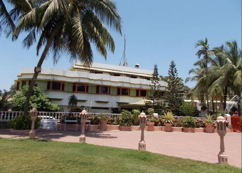 Dadra and Nagar Haveli and Daman and Diu Daman Hotel Exterior