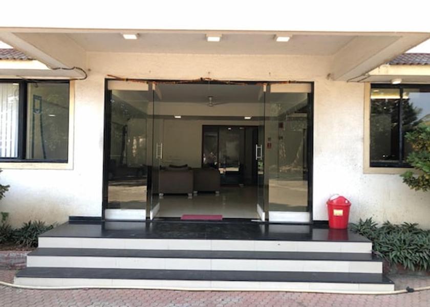 Gujarat Vapi Hotel Exterior